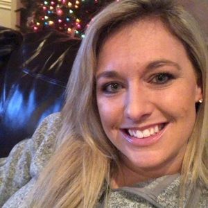 Meet your Posher, Abigail